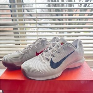 Nike Zoom Vapor 12 HC Tennis Shoe 7.5 Women’s